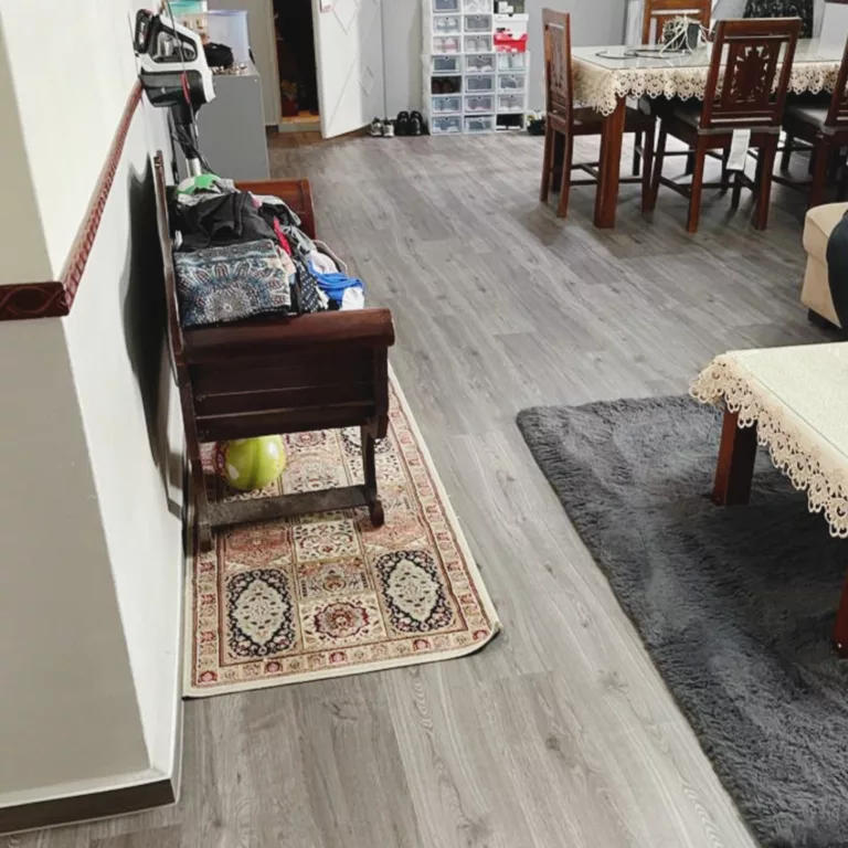 5207 Olive Elm