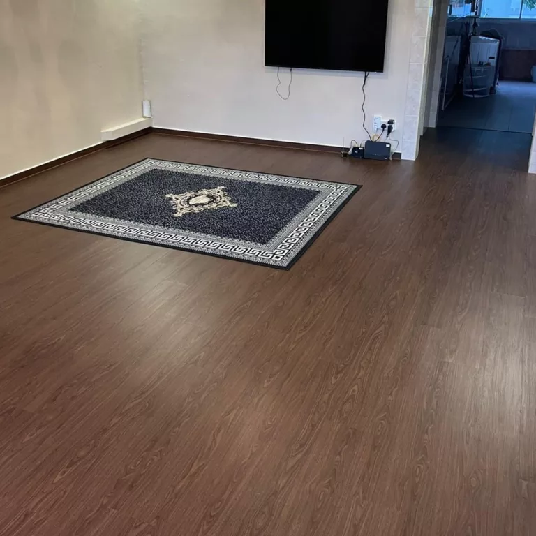 6702 Euro Teak