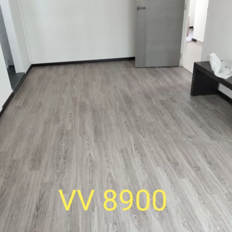VV8900