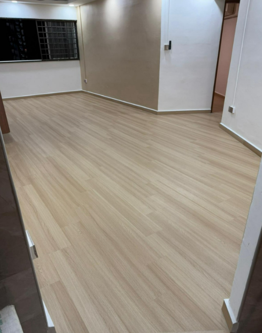 E5004 Golden Pine