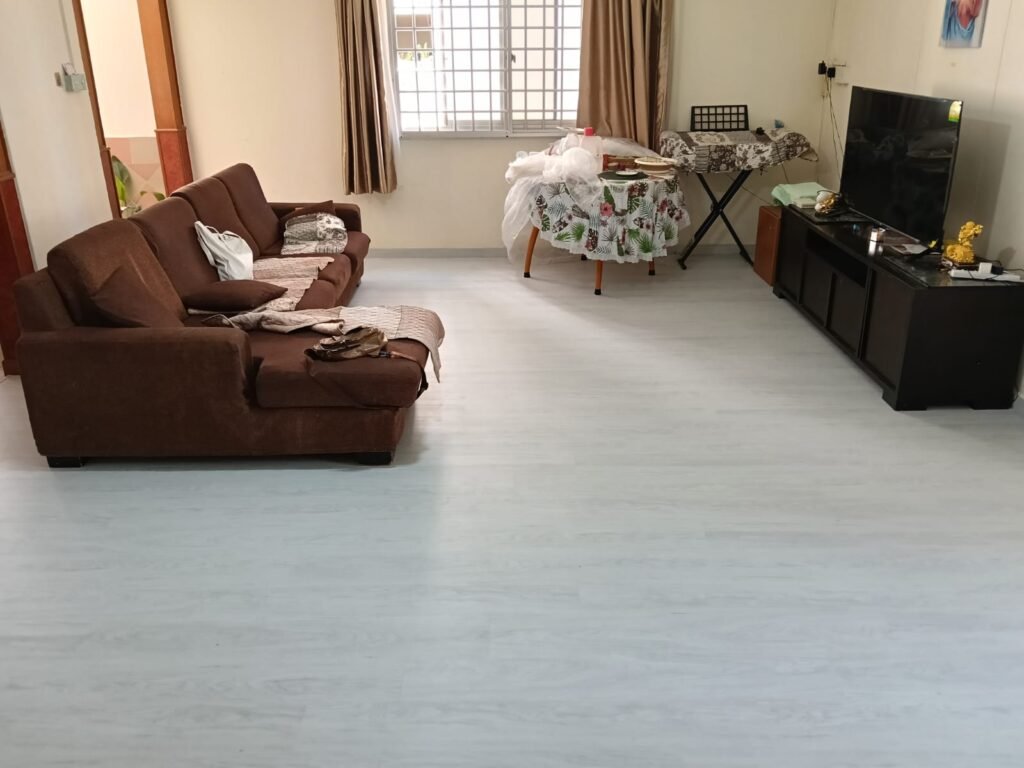 E5007 Snow Oak