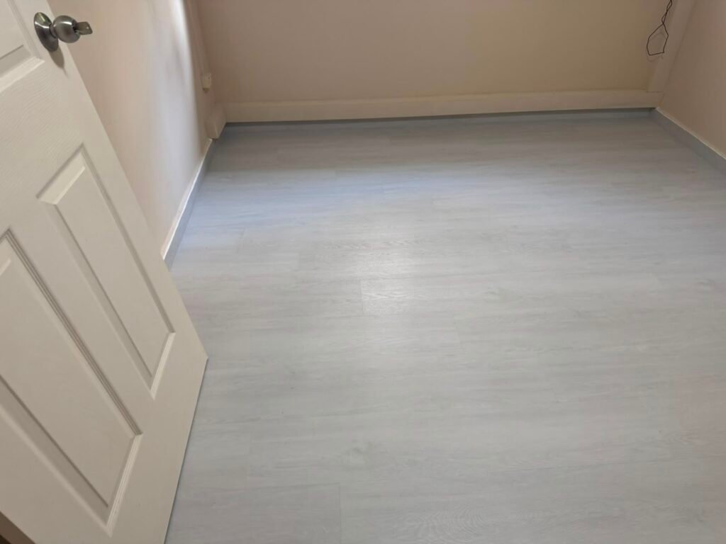 E6005 Polar Ash